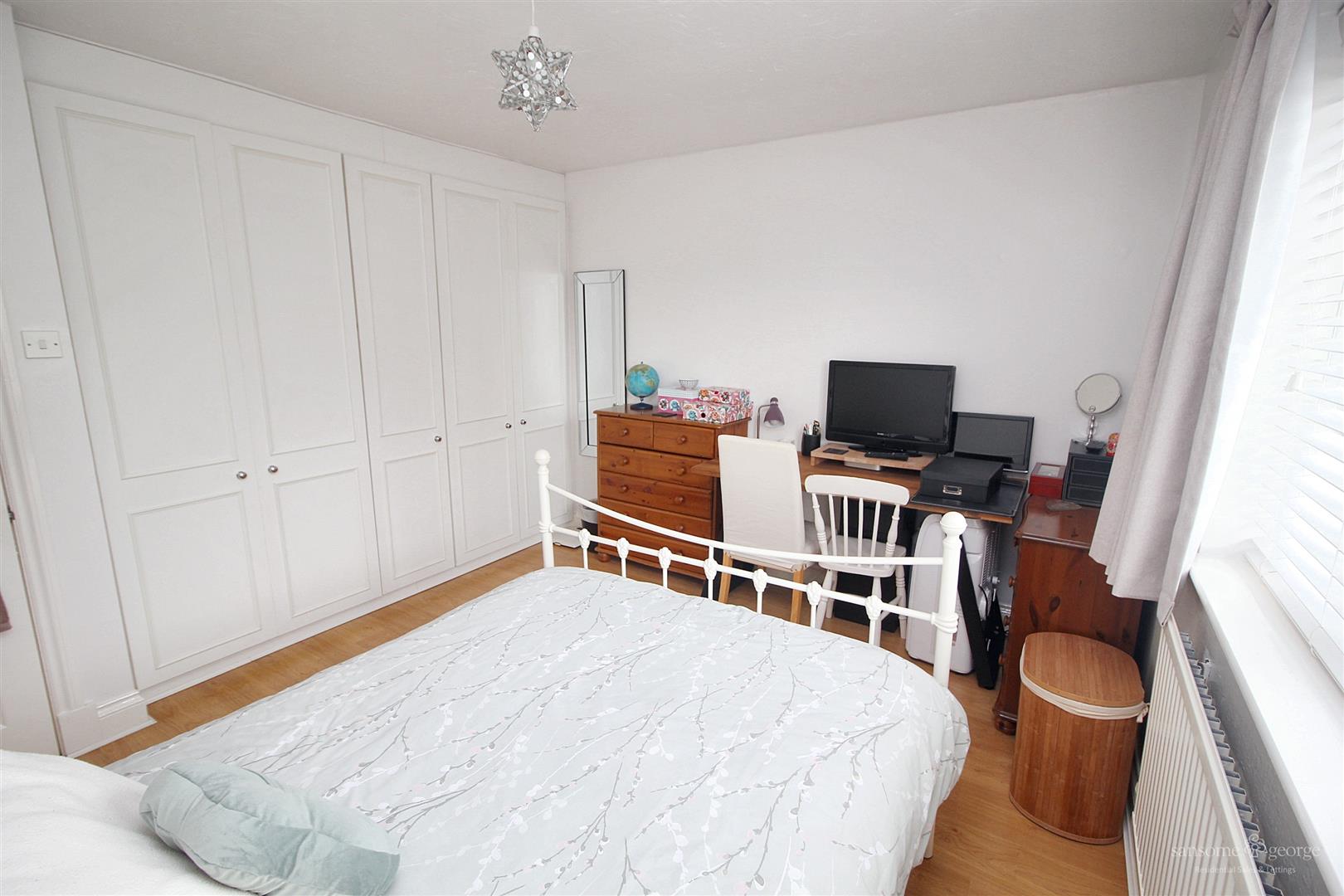 Westwood Glen, Tilehurst, Reading